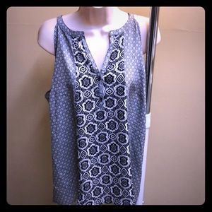 Old Navy Black and White Pattern Loose Tank Blouse